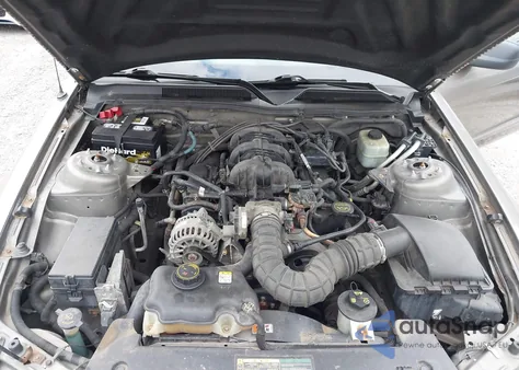 2005 Ford Mustang V6 Deluxe/V6 Premium из США, поврежденный, VIN 1ZVFT80N355238167